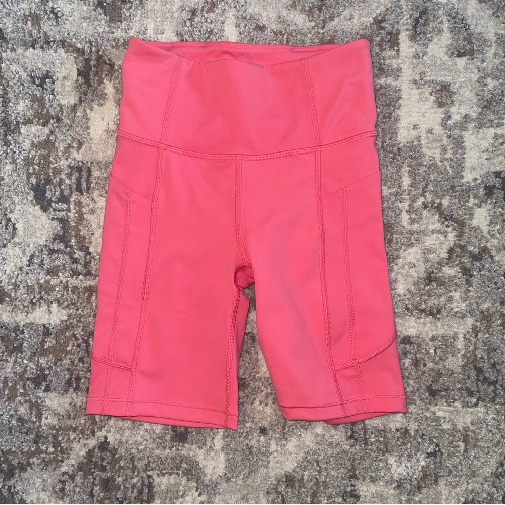 Athleta Ultimate Stash II 7" Short - Hot Pink